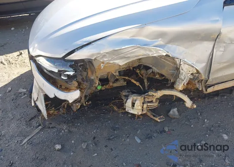 2024 Volvo Xc60 B5 Plus Dark Theme z USA, uszkodzony, nr VIN YV4L12RL1R1884893